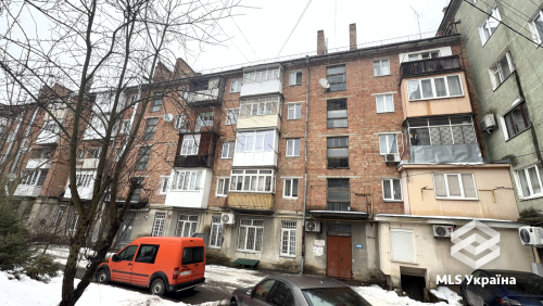 3-кімнатна квартира на вул. Головна